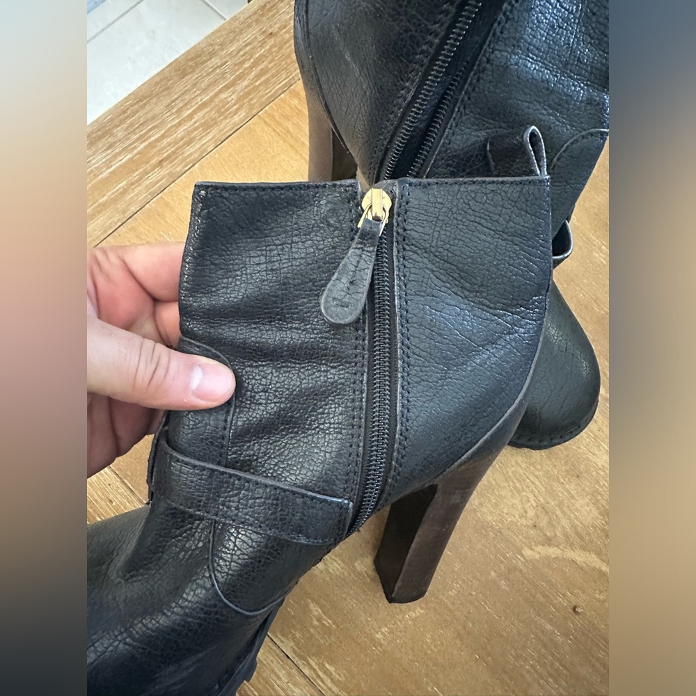 Tory Burch All Leather boots - comfortable & luxurious